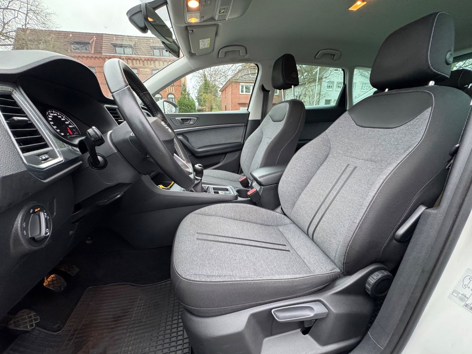 Ateca Style *Spurhalt.*Start/Stopp*Kamera*Temp.*