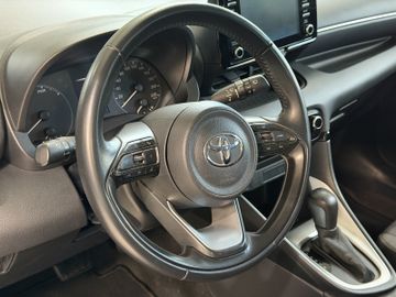 Toyota Yaris - 12