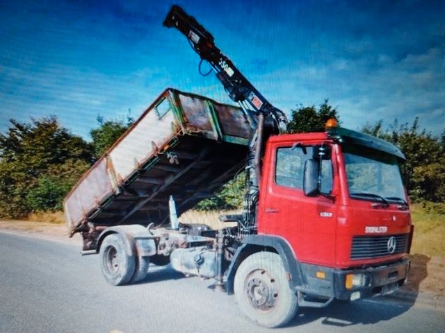 Mercedes-Benz 1317 Kran HIAB 050 KIPPER