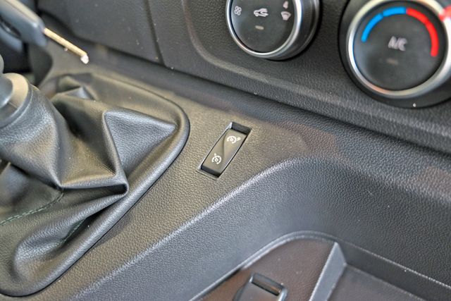 Fahrzeugabbildung Renault Master dCi 150 L2H2 Komfort A/C + Kamera #23T133