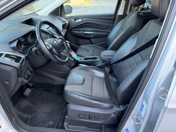Ford Kuga - 8