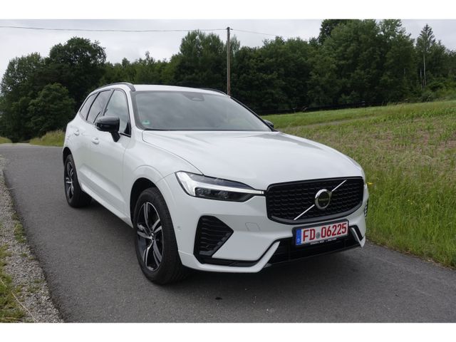 Volvo XC60 R Design AWD B4 Diesel EU6d / Fahrerassiste