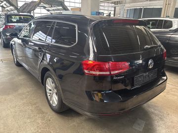 Volkswagen Passat Variant - 3