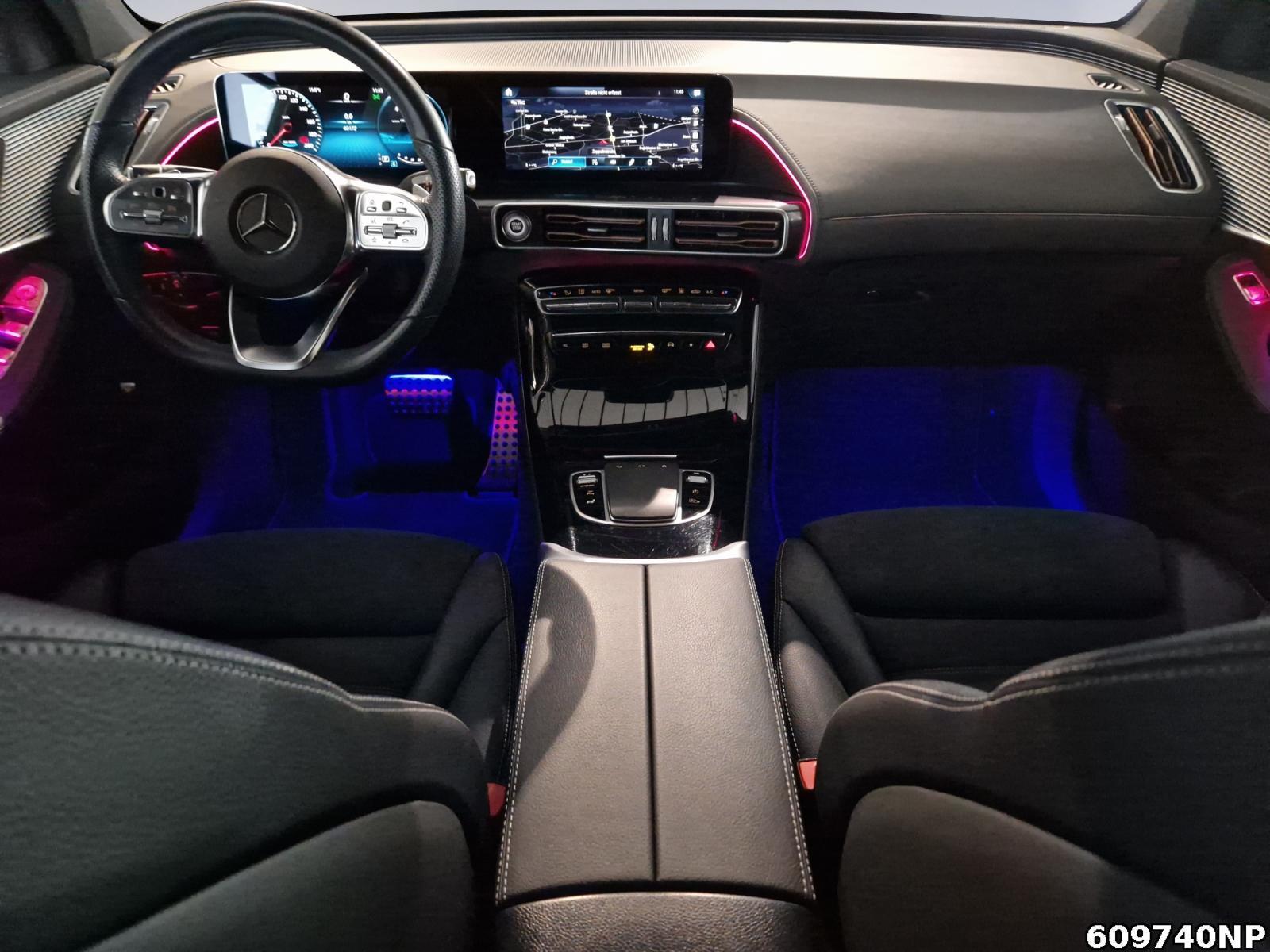 Mercedes-Benz EQC 400 4M AMG MULTIBEAM Ambiente Kamera Sounds.