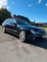 Mercedes-Benz Mercedes Benz E320 E-Klasse T-Modell - Mercedes-Benz E 320 mit Benzin-Antrieb: Kombi