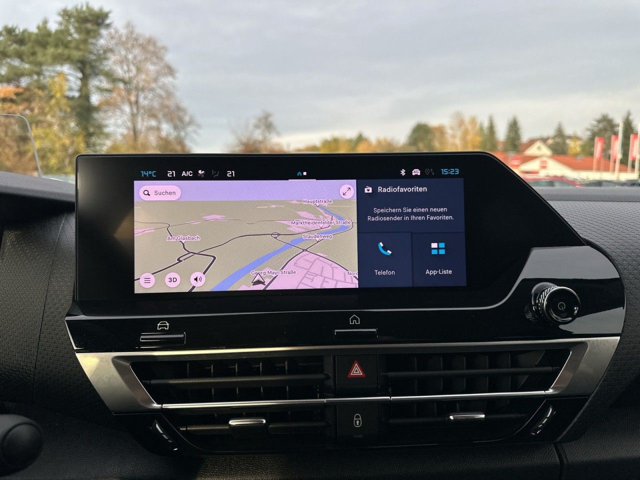Fahrzeugabbildung Citroën C4 PureTech 130 S&S EAT8 Shine