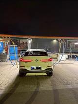 BMW X6 xDrive40d - - BMW X6 in Oberhausen