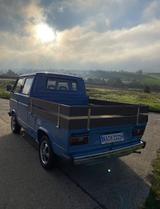 Volkswagen T3 andere - blaue Volkswagen T3 andere