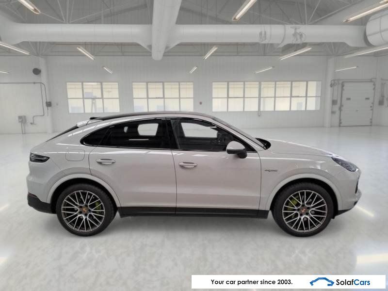 Porsche Cayenne Coupe E-Hybrid Platinum Bose Chrono LED imagem 2