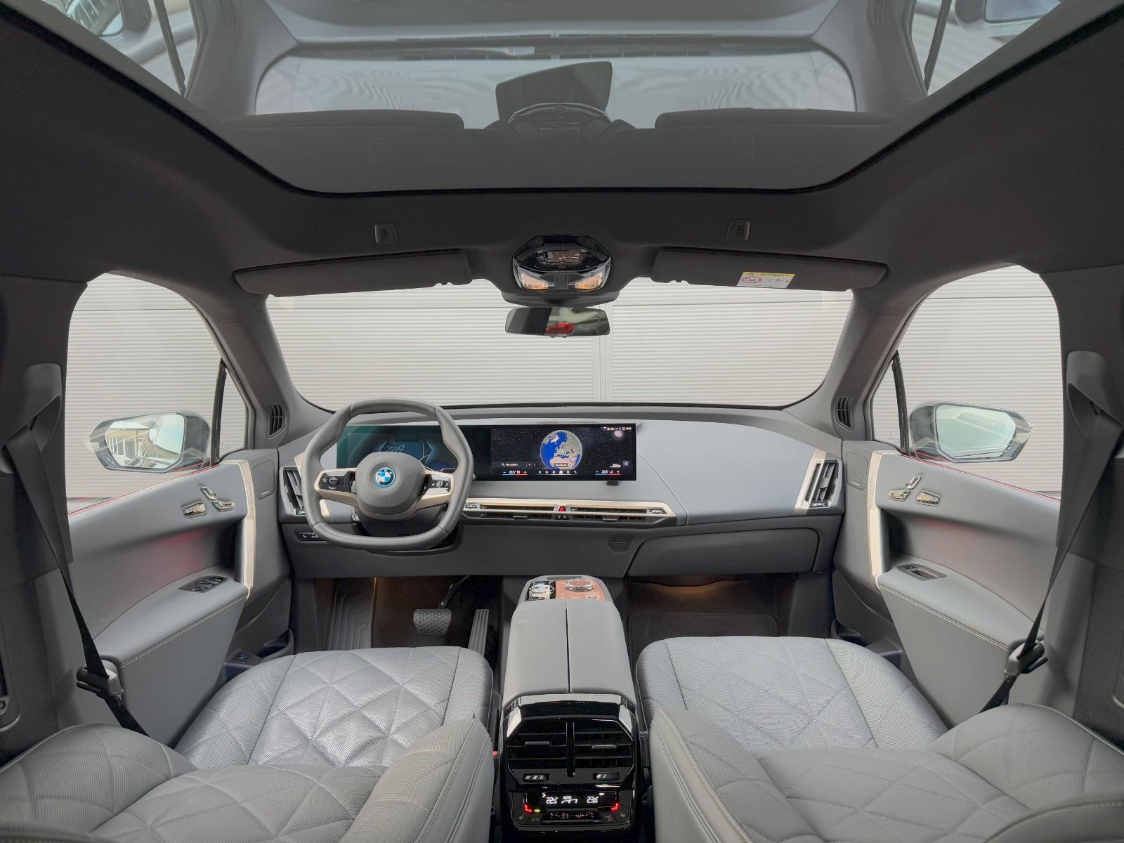BMW iX 50 xDrive Sport*Pano*AHK*360°*H/K*Sitzbelüft