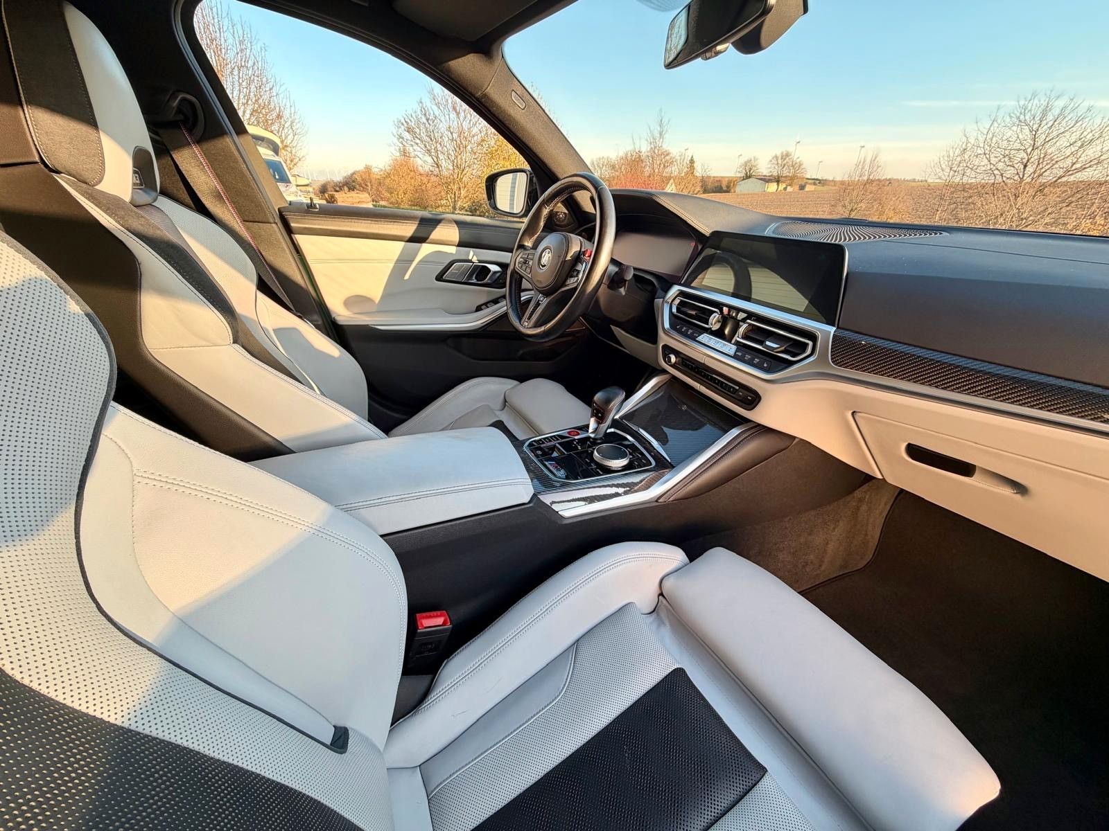 Fahrzeugabbildung BMW M3 Competition*Laser*Carbon*LenkradHZ*Harman*DAB