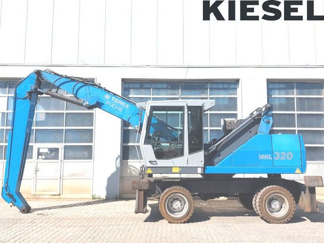 Fuchs MHL320 D Umschlagbagger