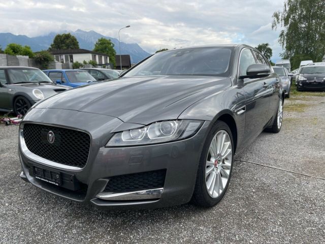 Jaguar XF 2.0 d  Prestige Automatik