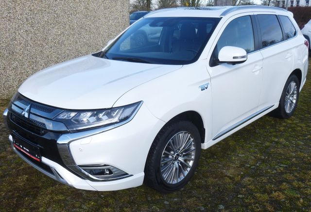 Mitsubishi Outlander 2,4 Plug-in Hybrid Top 4WD Leder