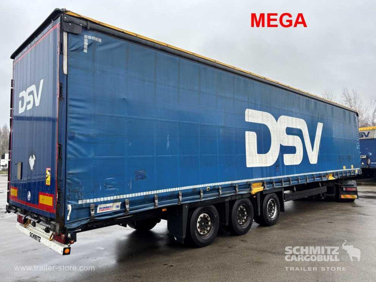 Schmitz Cargobull Curtainsider Mega