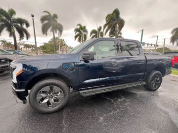 Ford F 150 Lightning Flash gr Batterie im Vorlauf