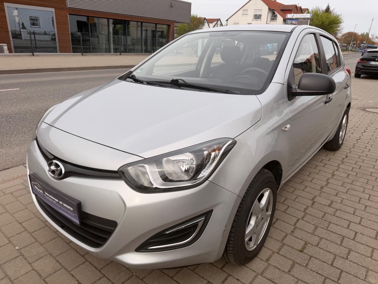 Hyundai i20 FIFA World Cup Edition/İnspektion&TüvNeu