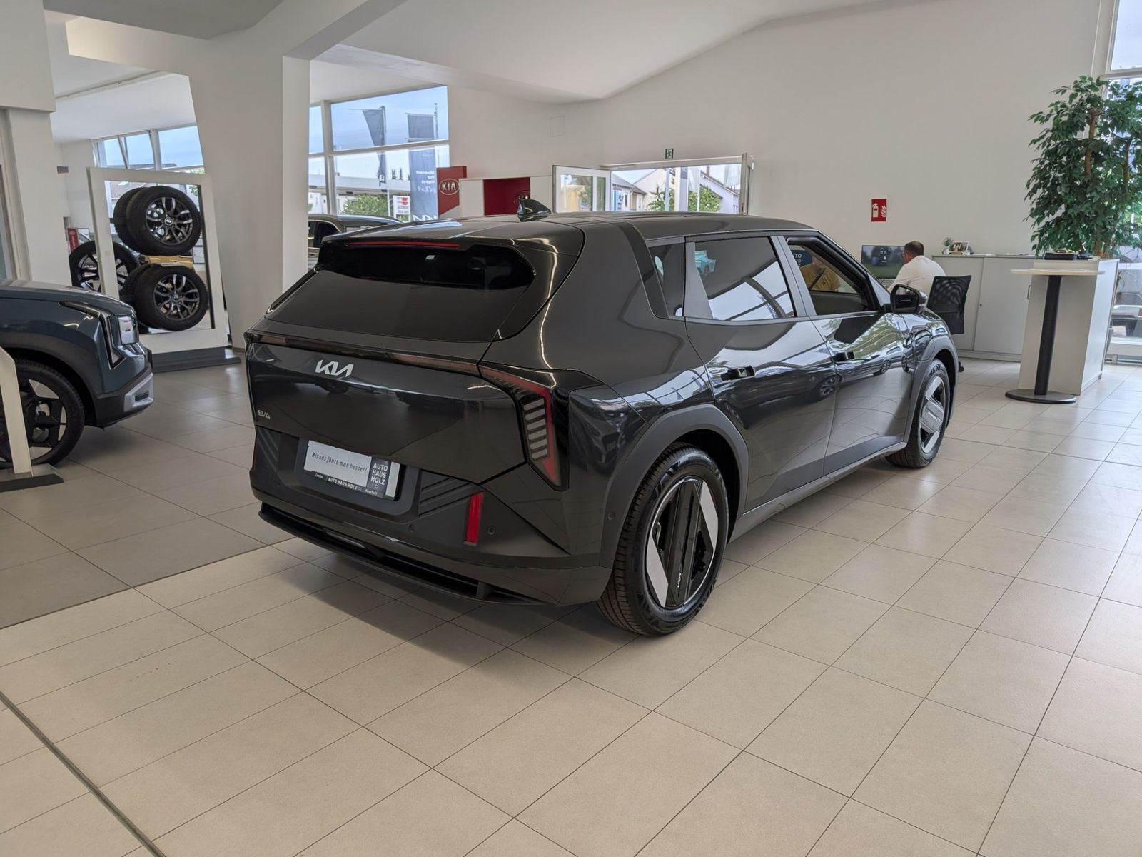 KIA EV4  81.4-kWh FWD Earth Upgrade Sound – Bild 4
