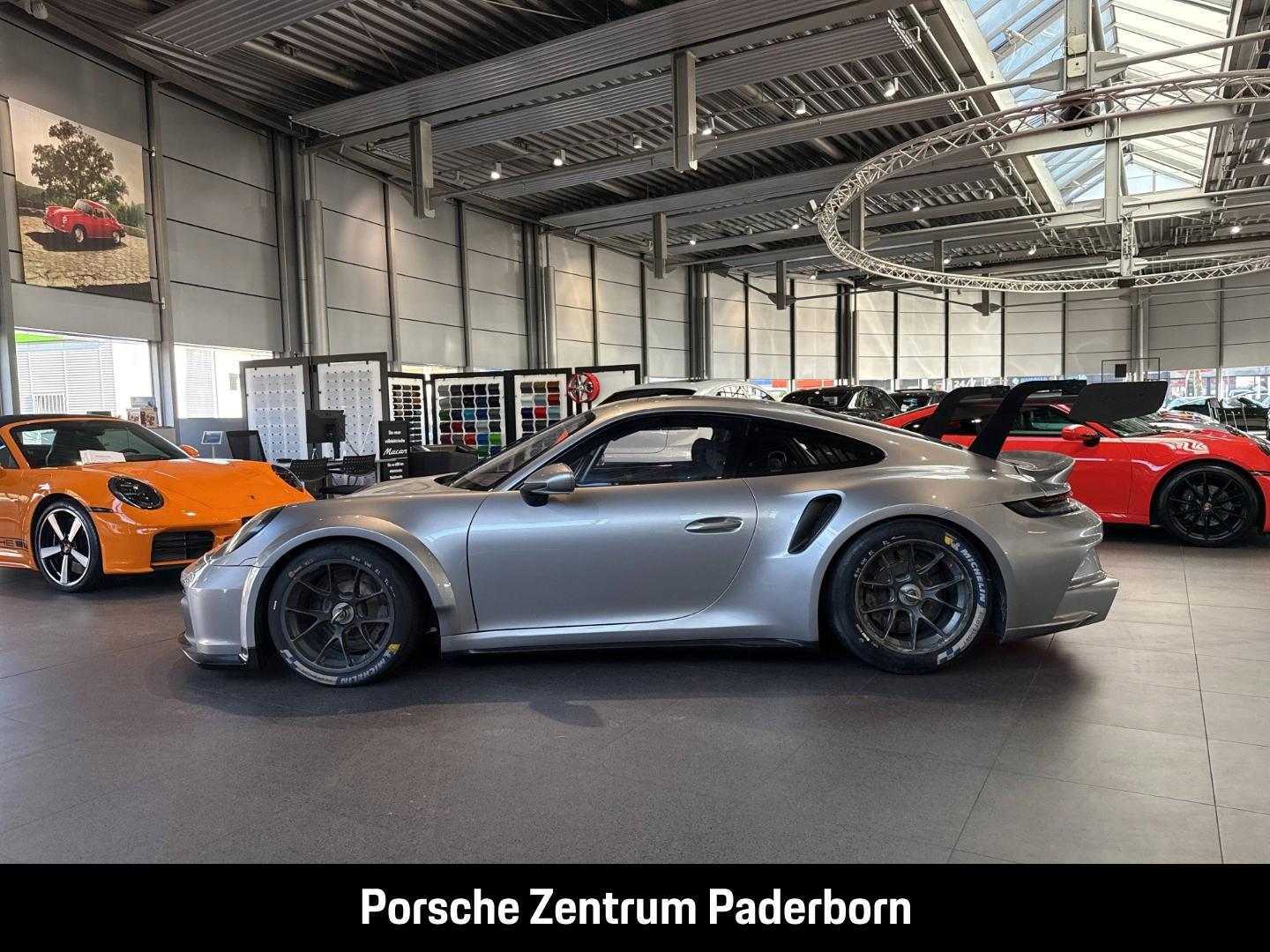 Porsche 992 911 GT3 Cup 17.881km Traktionskontrolle