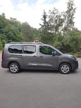 Toyota Proace City 1,2-l-Turbo 96kW L2 Team Deutsch... - Toyota PROACE CITY 7-Sitzer