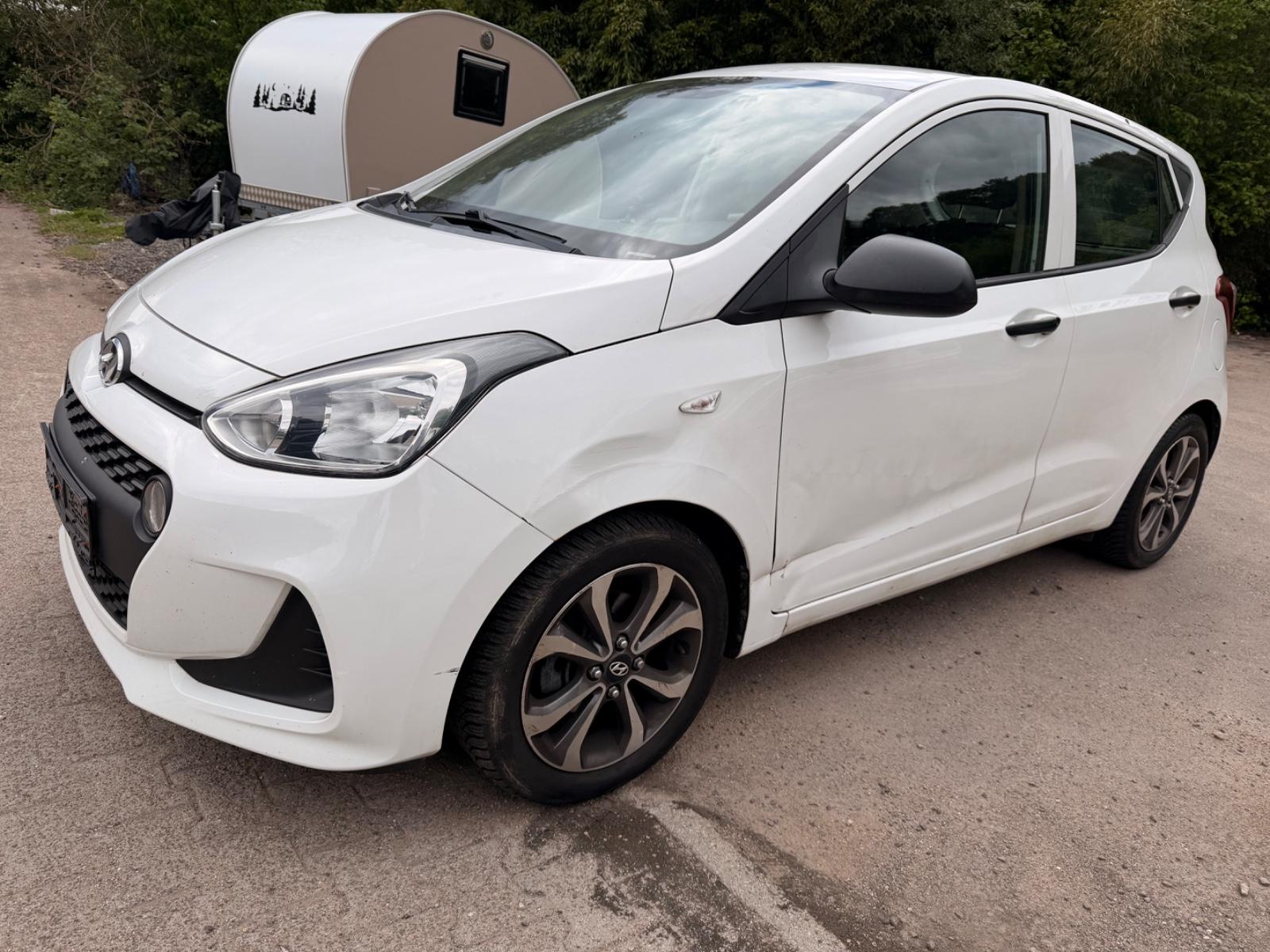 Hyundai i10 blue Basis