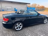 BMW E88 Cabrio 118i Tüv Neu - BMW 118 aus 2008: 118i