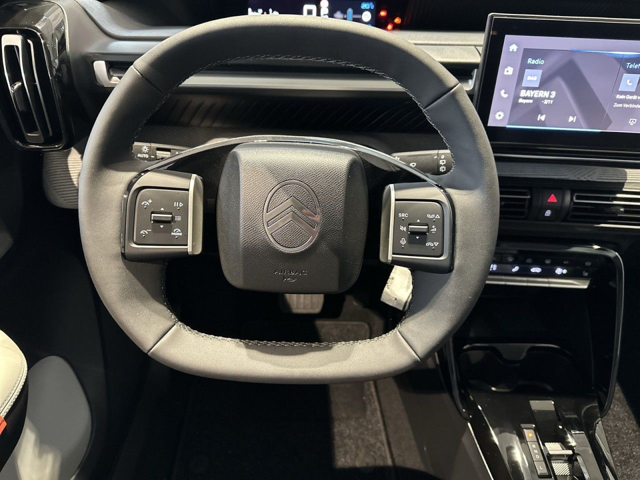 Fahrzeugabbildung Citroën C3 Hybrid 110 Plus