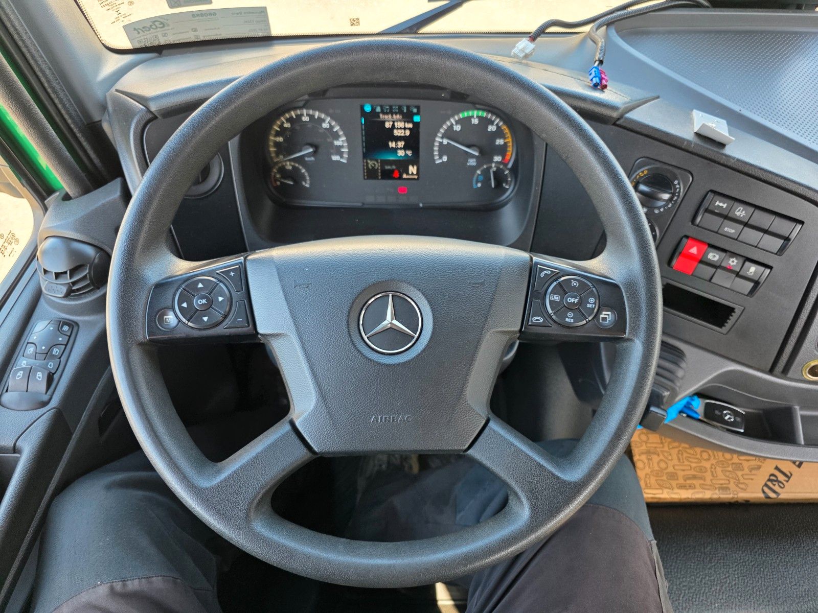 Fahrzeugabbildung Mercedes-Benz Atego 1324 L Glasreff Palfinger PK 12.501 Funk