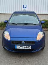 Fiat Punto 1.4 8V Dynamic - Fiat Punto Gebrauchtwagen in München