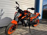 KTM Duke 890 GP - KTM 890 DUKE GP