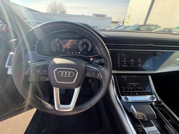 Audi Q7 - 11
