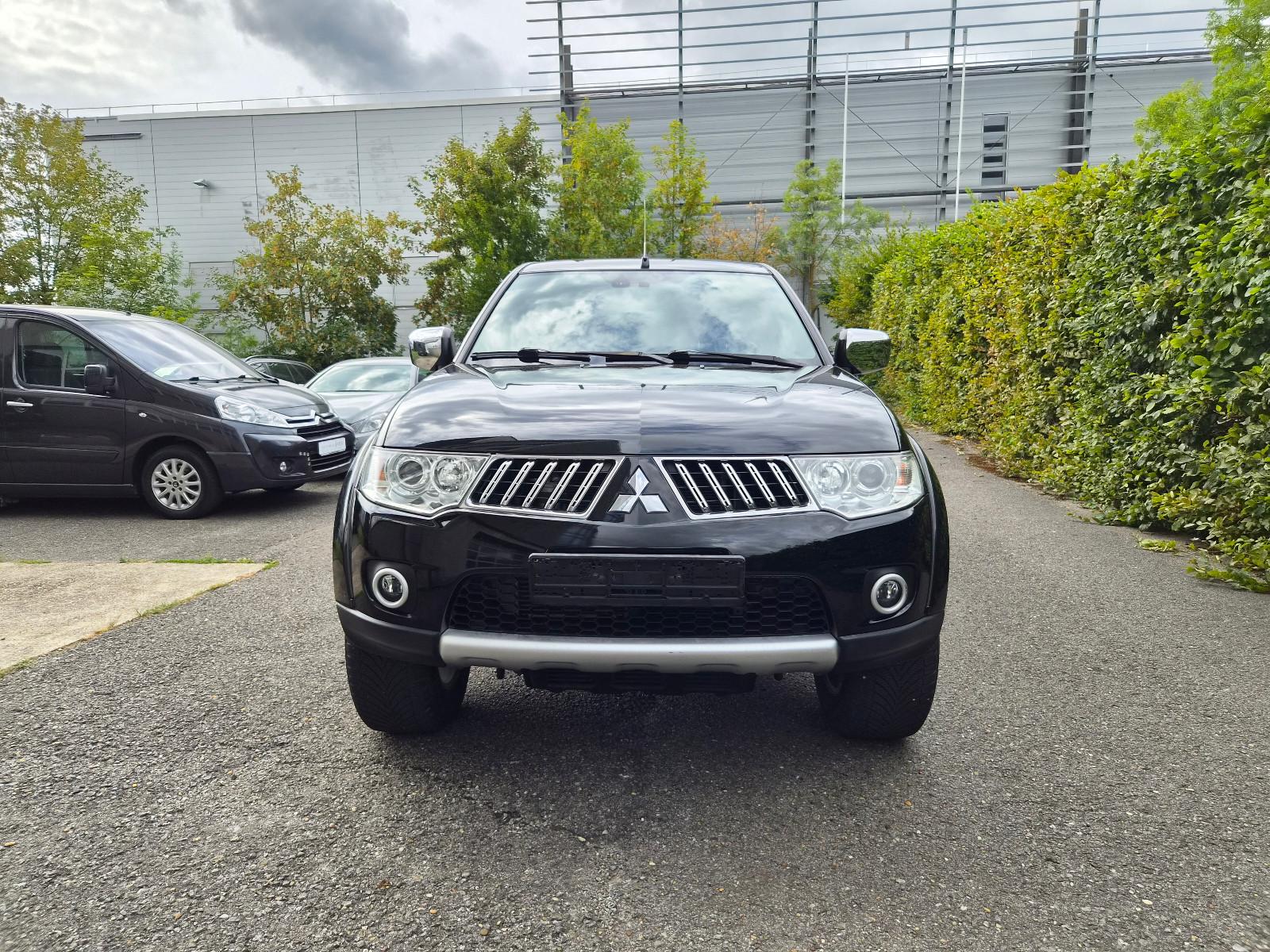 Mitsubishi L200 Intense 4WD TÜV+INSP NEU