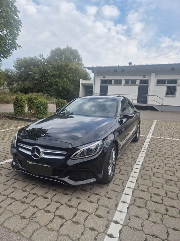 Image of Mercedes-Benz C 220