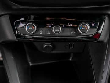 Opel Corsa F e GS Line OPC-Line-Paket Spurhalteassi.