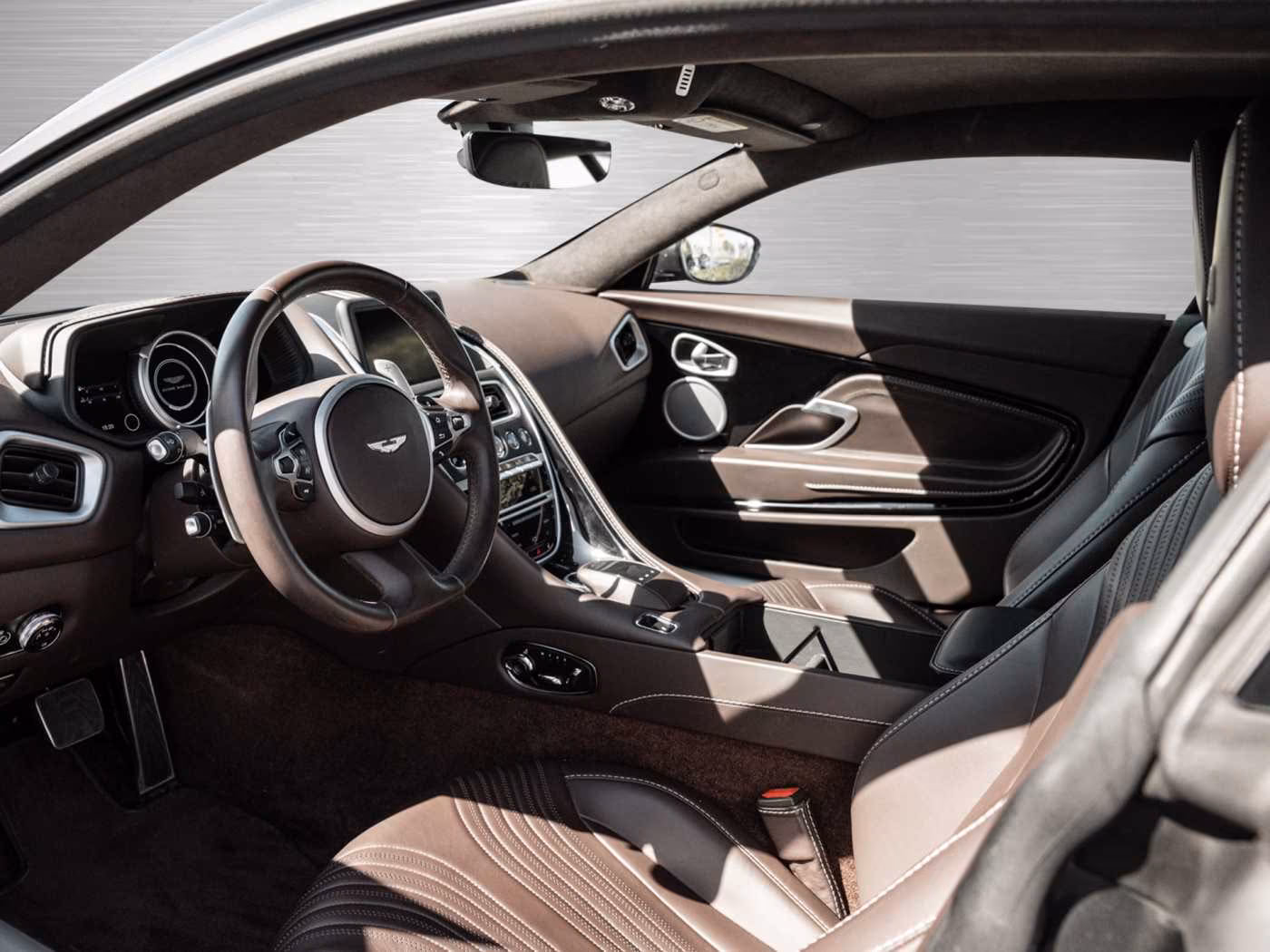 Aston Martin DB11 V8 Coupe Touchtronic