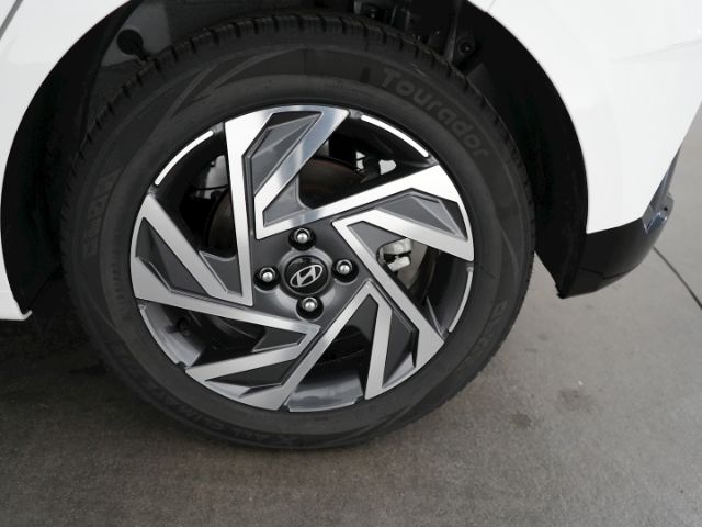 i20 FACELIFT T-GDi TREND DCT+NAVI+RÜCKFAHRKAMERA