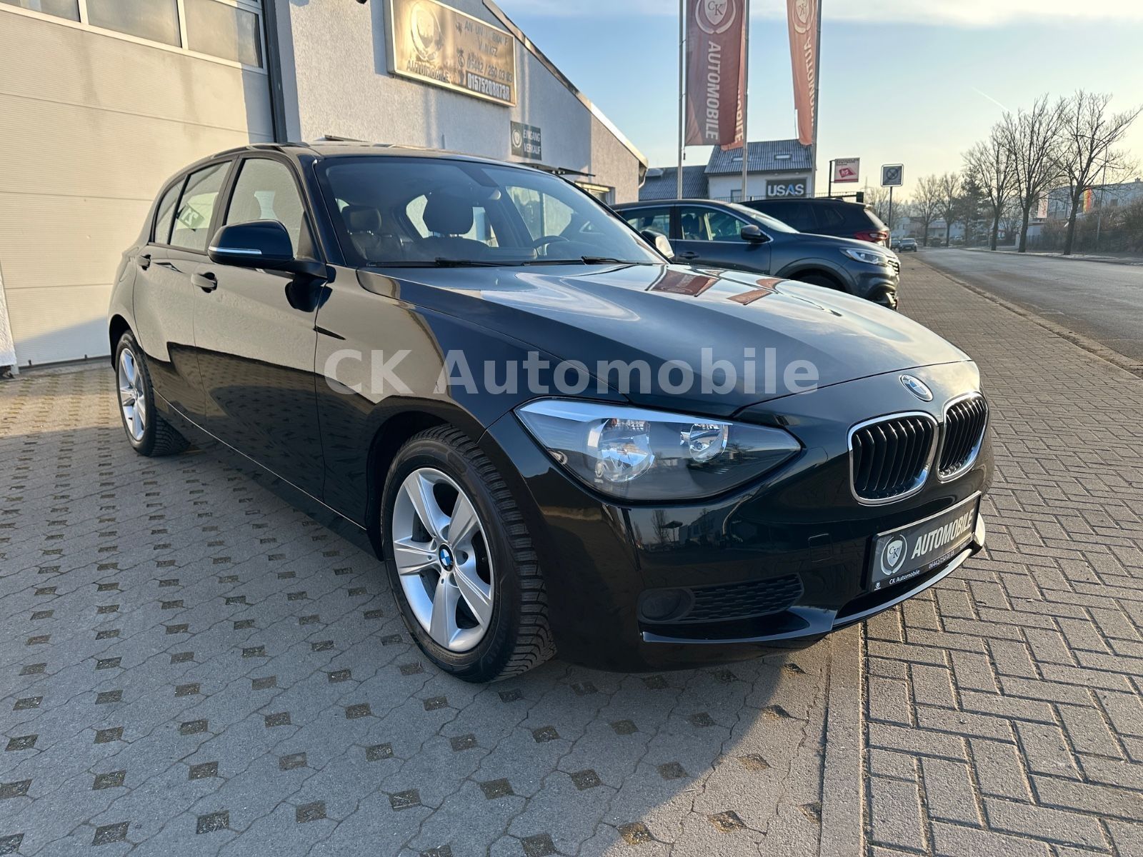 Fahrzeugabbildung BMW 116d  5-trg./Navi/Klimaautomatik/SHZ/PDC