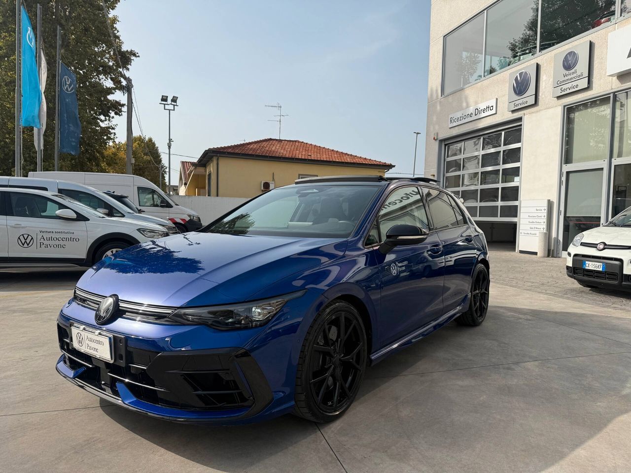 Volkswagen Golf 2.0 TSI R DSG 4Motion Black Edit imagem 3