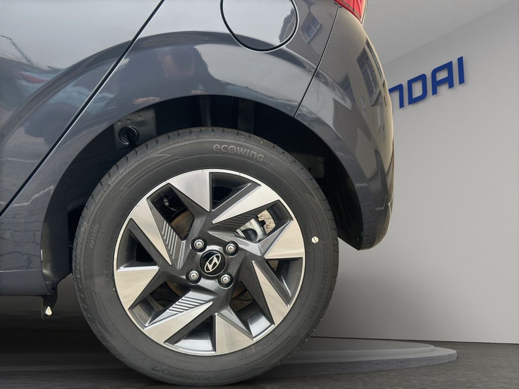 Hyundai i10 1.0 AUTOMATIK TREND + NAVIGATION+KOMFORT UVM