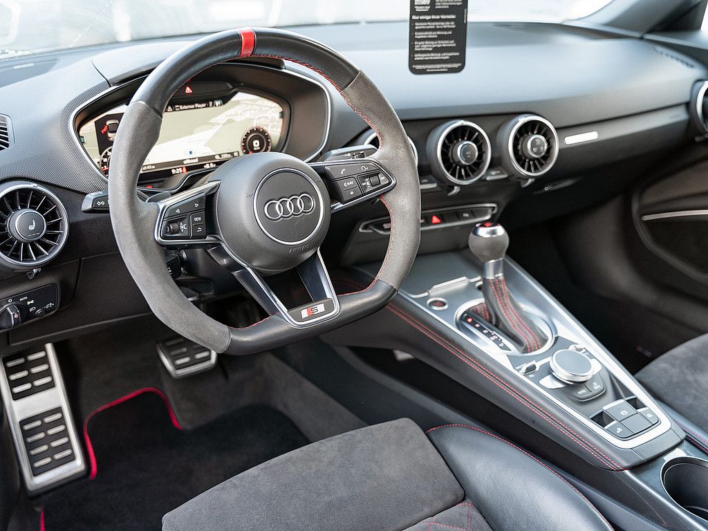 Fahrzeugabbildung Audi TT Roadster 45 TFSI S line Matrix B&O Leder