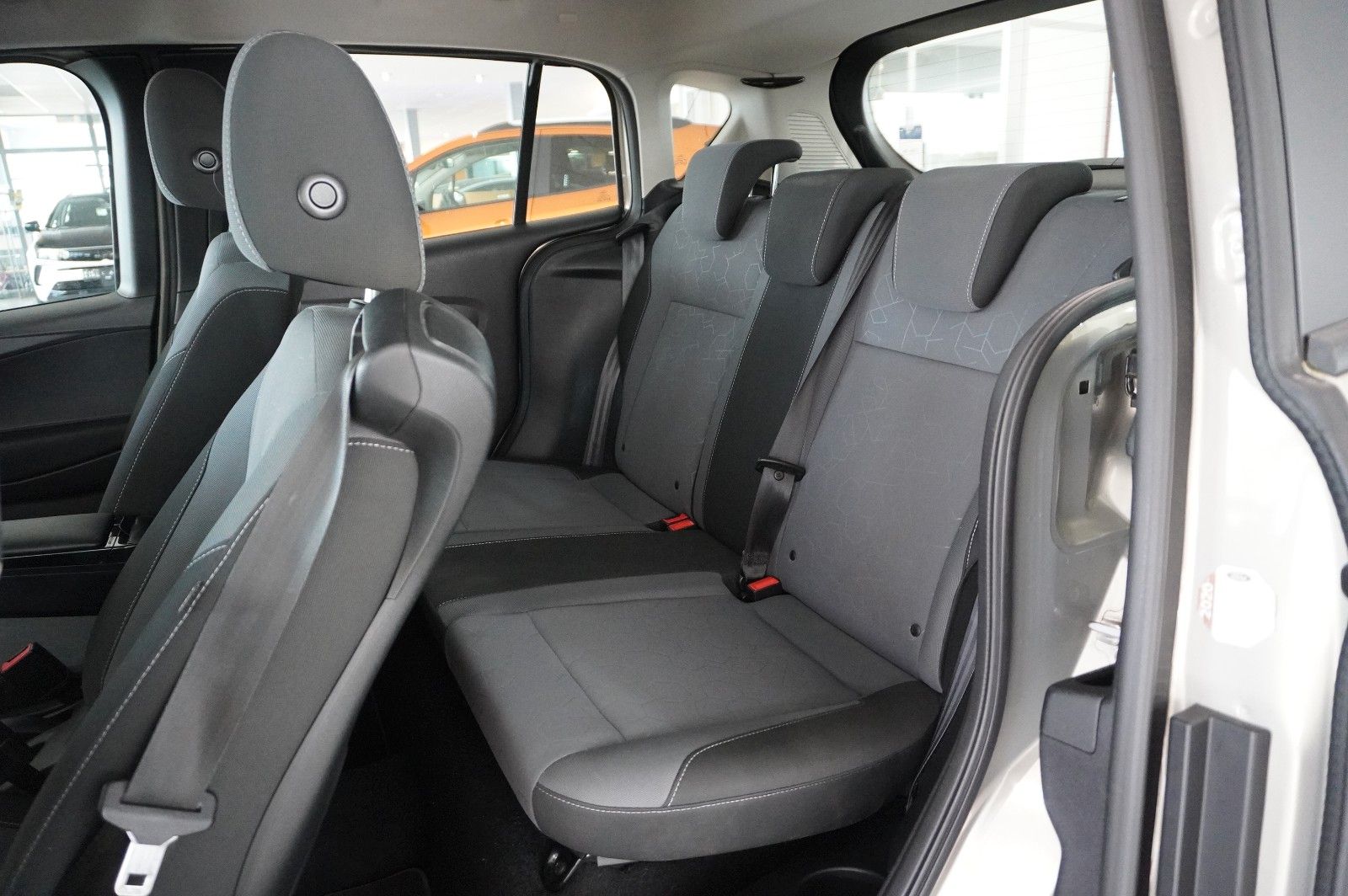 Fahrzeugabbildung Ford B-Max 1.0 TREND KLIMA/PDC/NEBEL/USB/AHK