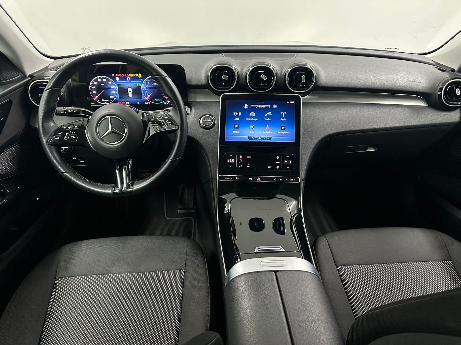 Fahrzeugabbildung Mercedes-Benz C 200 d T Autom *DISTRO*LED*NAVI*AHK*AVANTGARDE