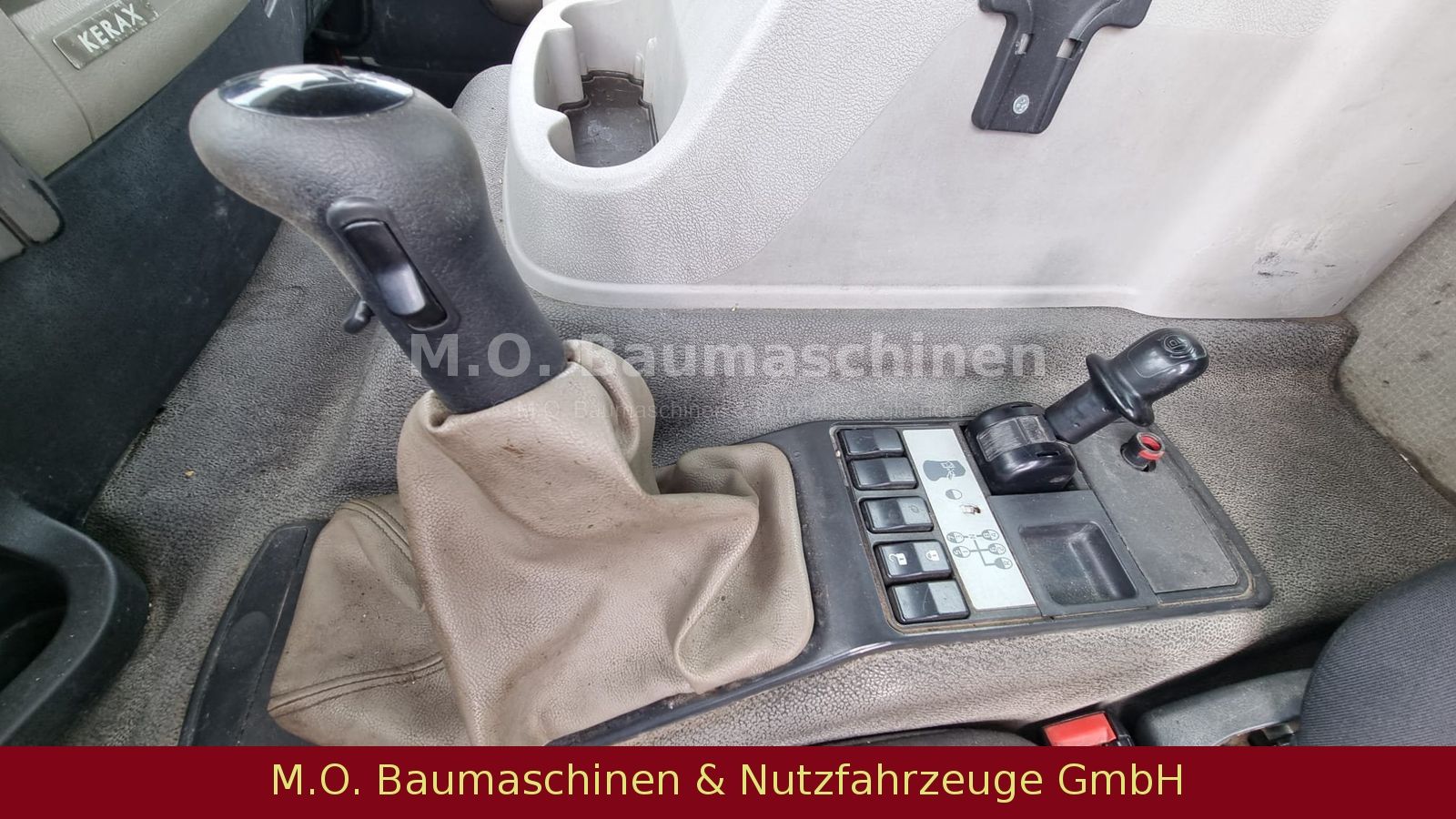 Fahrzeugabbildung Renault Renault Kerax 410.32