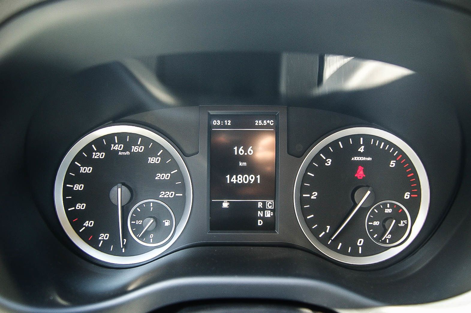Fahrzeugabbildung Mercedes-Benz Vito Mixto 119 CDI 4x4 lang LED NAVI STANDHZG