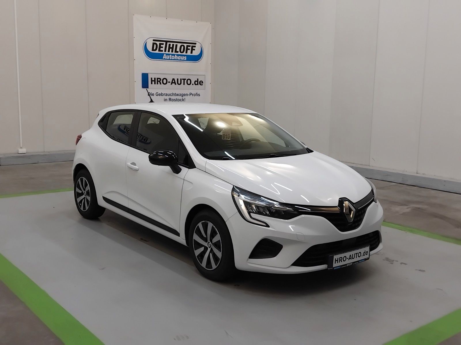 Renault Clio (01/2023, Benzin)
