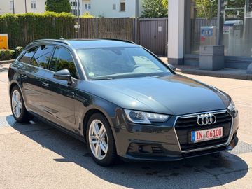 Audi A4 - 4
