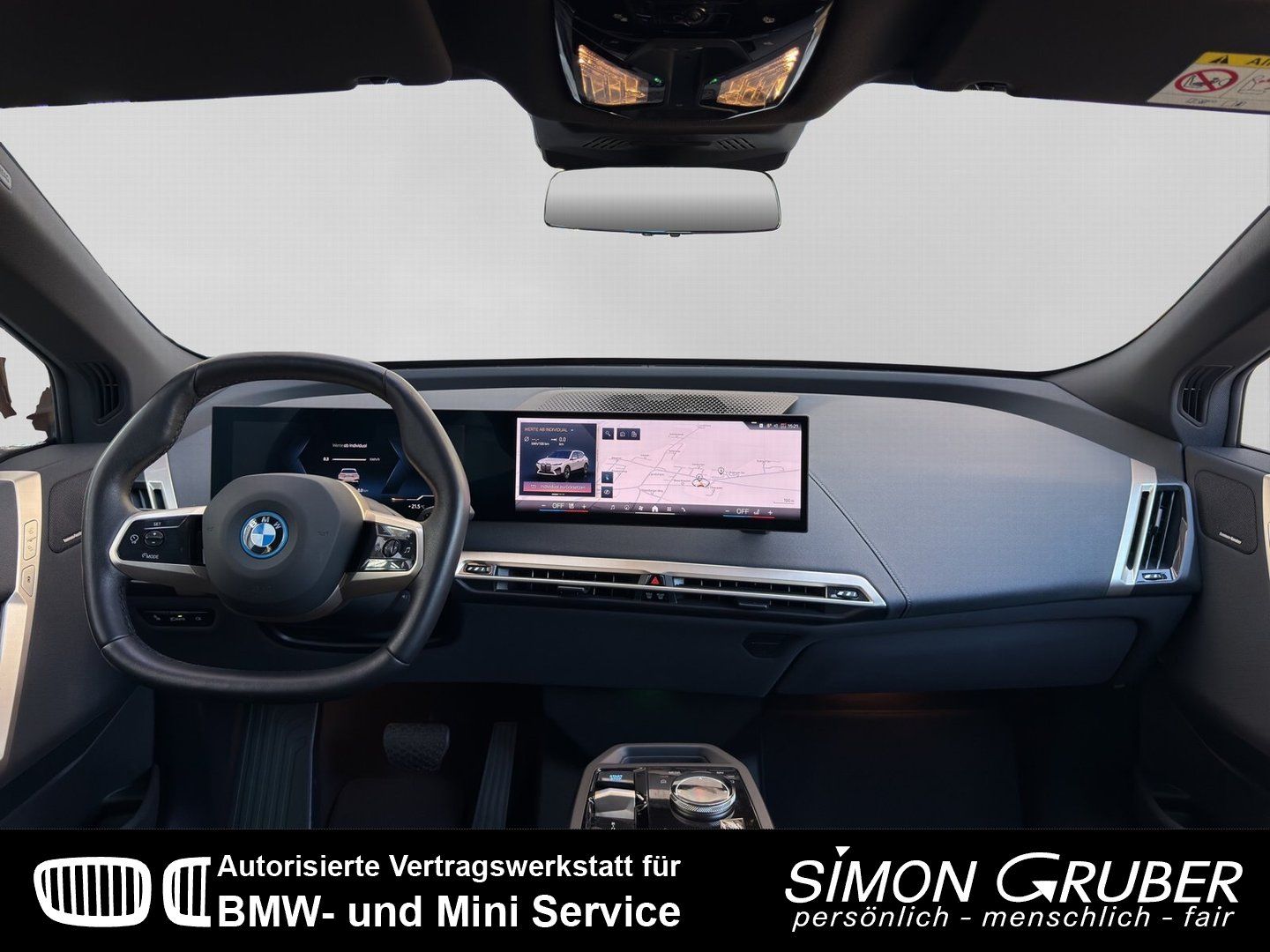 Fahrzeugabbildung BMW iX xDrive50 Sport PanoSky H&K HUD Laser AHK
