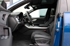 AUDI Q8 50 TDI QUATTRO / S LINE PLUS / MATRIX / B&O AUDI Q8 50 TDI QUATTRO / S LINE PLUS / MATRIX / B&O