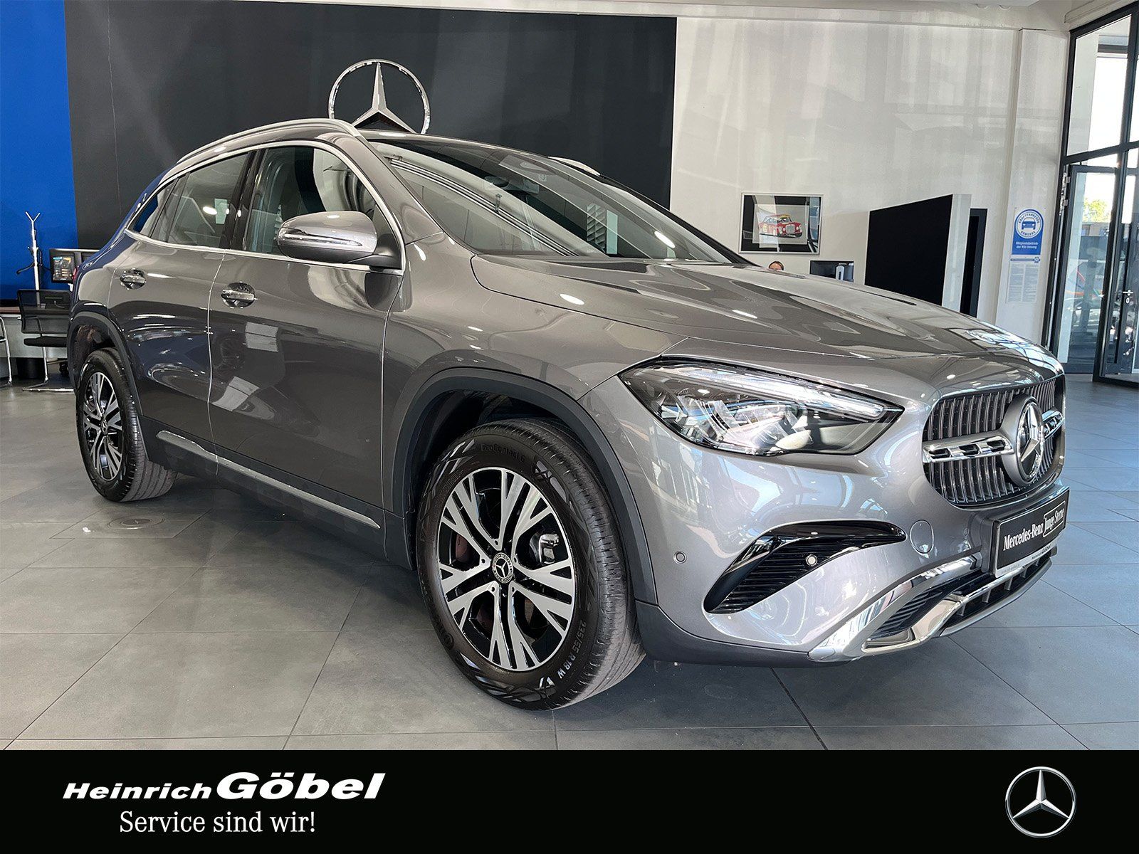 Fahrzeugabbildung Mercedes-Benz GLA 220 4M PROGRESSIVE+LED+KAMERA+NAVI+CARPLAY