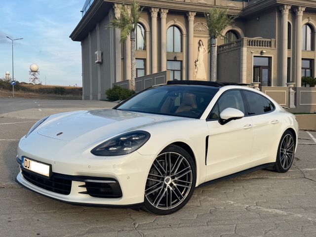 Porsche Panamera 4S Diesel 